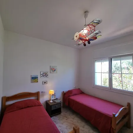Casa Confortable Cerca De La Playa Con Piscina Privada - Hisp-236-72